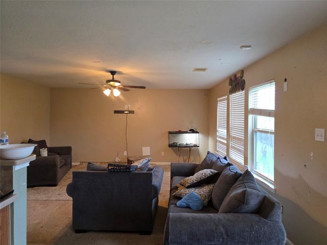 3130 Cambridge Meadows Lane, Dickinson, TX 77539