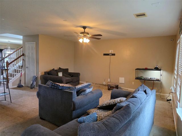 3130 Cambridge Meadows Lane, Dickinson, TX 77539