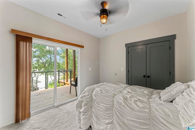 341 BOATHOUSE CIRCLE, Sylacauga, AL 35151