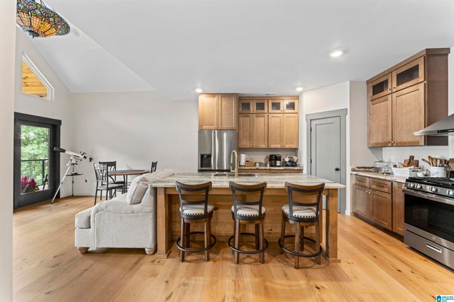 341 BOATHOUSE CIRCLE, Sylacauga, AL 35151