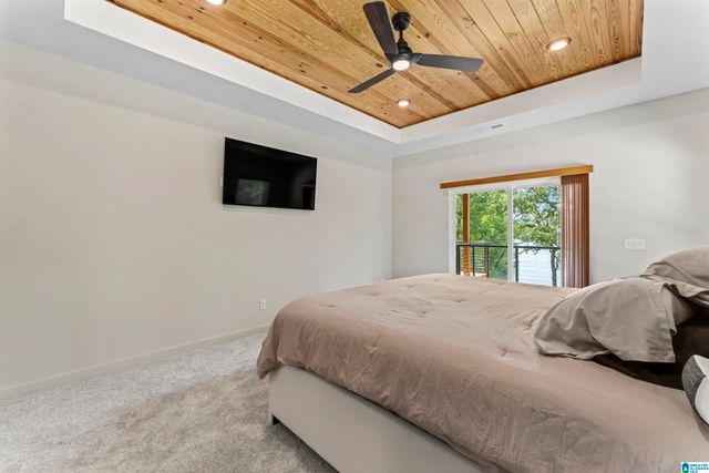 341 BOATHOUSE CIRCLE, Sylacauga, AL 35151