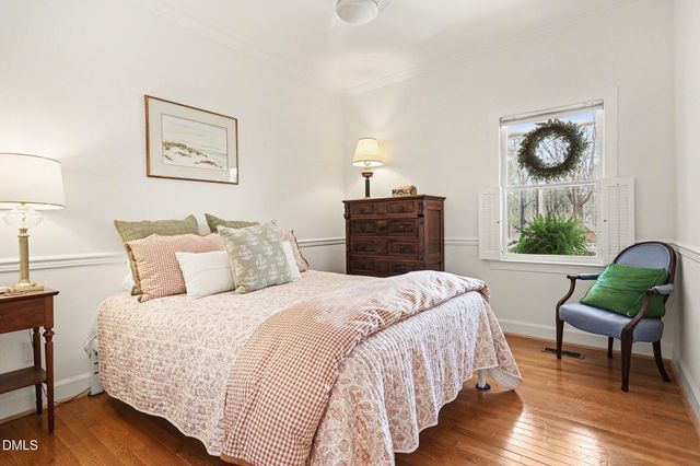 6720 Glen Forrest Drive, Chapel Hill, NC 27517