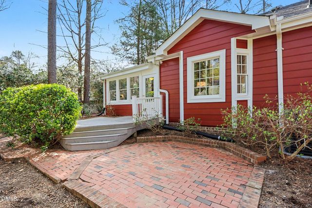 6720 Glen Forrest Drive, Chapel Hill, NC 27517