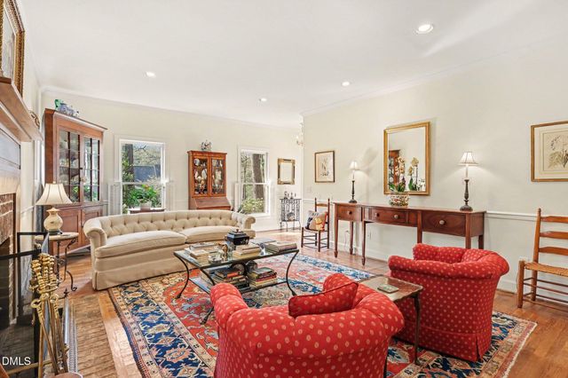 6720 Glen Forrest Drive, Chapel Hill, NC 27517