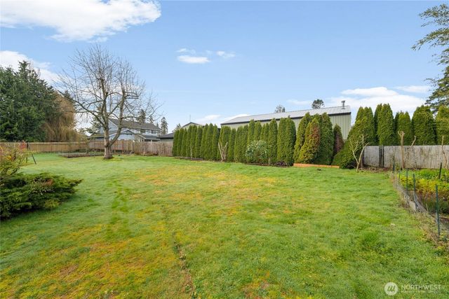 25825 12th Avenue S, Des Moines, WA 98198