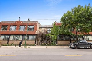 2943 N Lincoln Avenue 208, Chicago, IL 60657