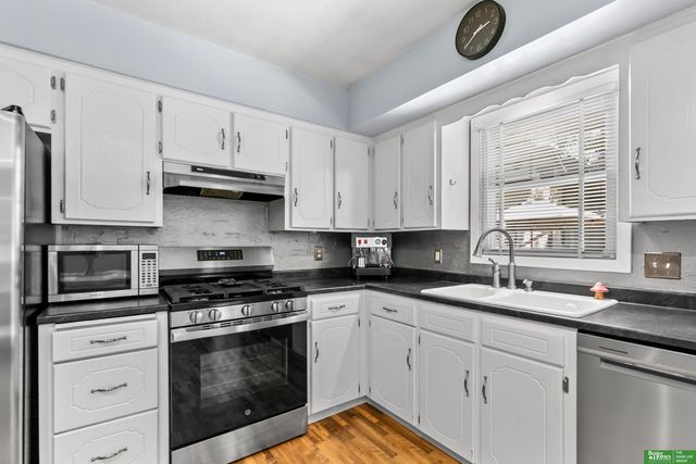 16708 William Street, Omaha, NE 68130