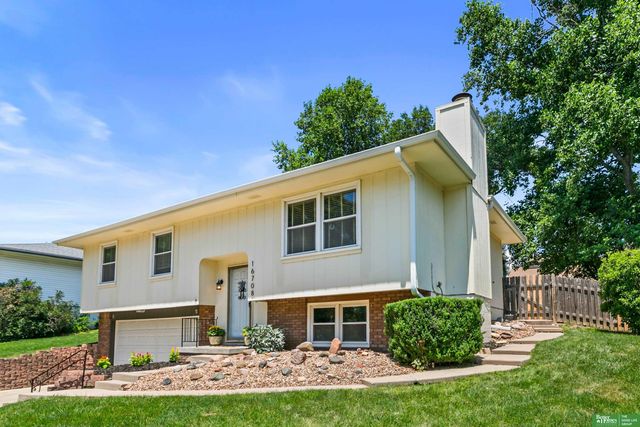 16708 William Street, Omaha, NE 68130