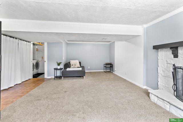 16708 William Street, Omaha, NE 68130