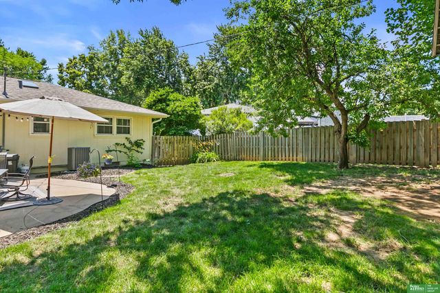 16708 William Street, Omaha, NE 68130
