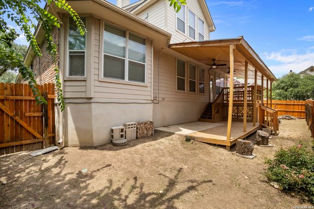 2847 Lakehills, San Antonio, TX 78251