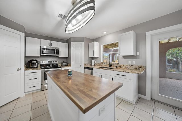 2653 JAYLENE ROAD, North Port, FL 34288