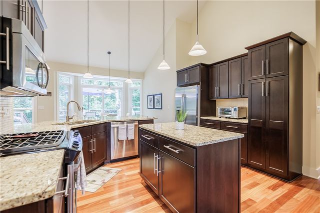 190 Willnick Circle, Greece, NY 14626