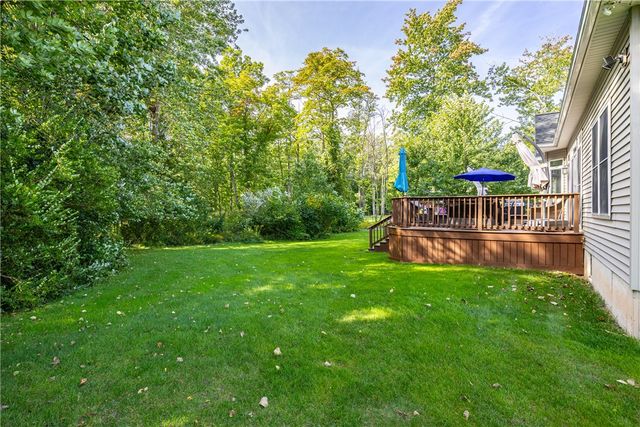 190 Willnick Circle, Greece, NY 14626