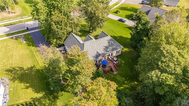 190 Willnick Circle, Greece, NY 14626