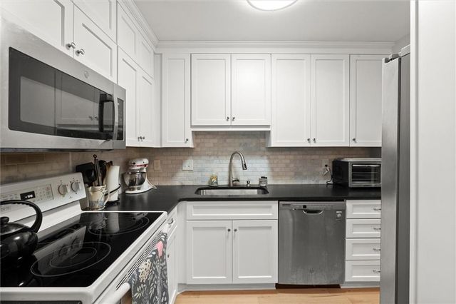 1105 Clairemont Avenue A, Decatur, GA 30030