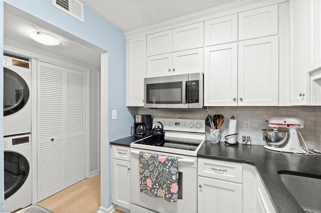 1105 Clairemont Avenue A, Decatur, GA 30030