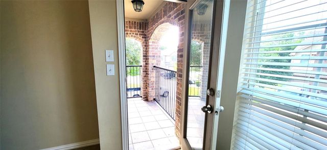 138 Barrington Lane, Lewisville, TX 75067