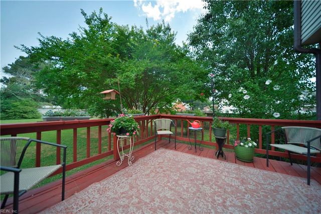 225 Little Florida RD, Poquoson, VA 23662