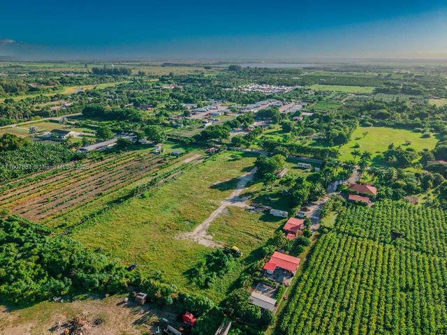 14150 SW 199th Ave, Miami, FL 33196