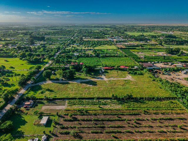 14150 SW 199th Ave, Miami, FL 33196