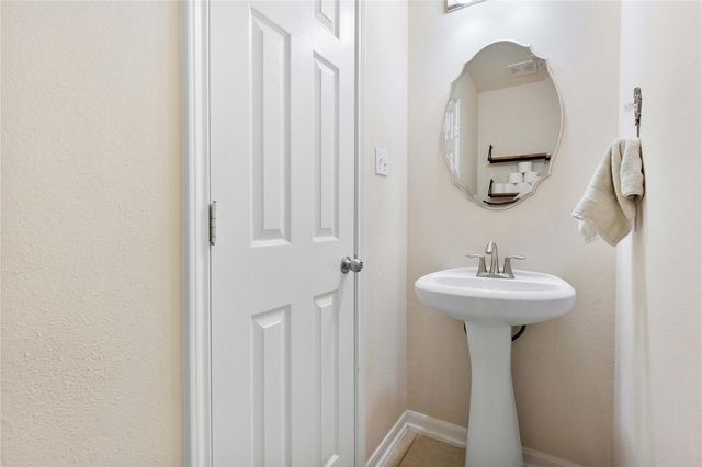 16506 E Kingscoate Drive, Crosby, TX 77532