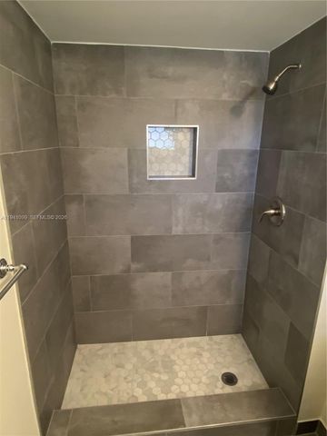 851 SW 63rd Way 851, North Lauderdale, FL 33068