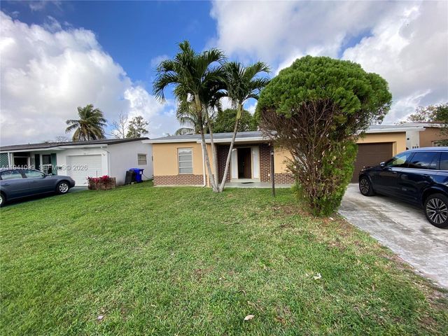 851 SW 63rd Way 851, North Lauderdale, FL 33068