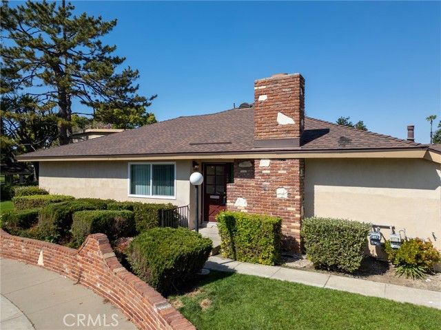 1921 Sherry, Santa Ana, CA 92705