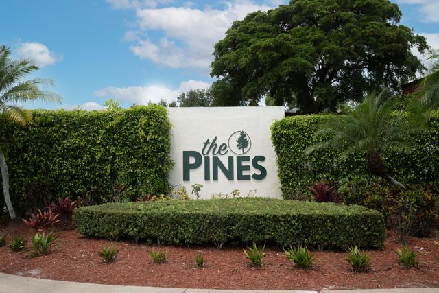 2244 White Pine Circle B, Greenacres, FL 33415