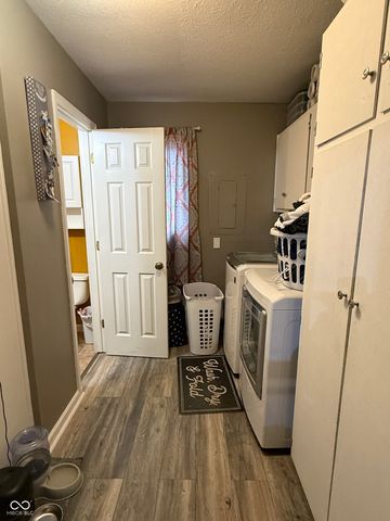 313 W 5th Street, Lapel, IN 46051