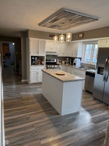 313 W 5th Street, Lapel, IN 46051