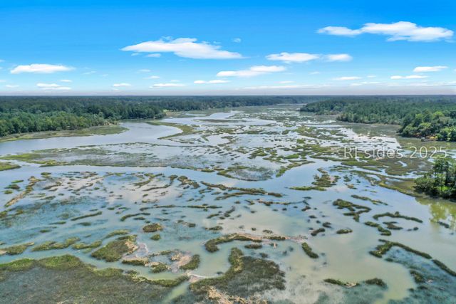 8 Cutter Cir, Bluffton, SC 29909