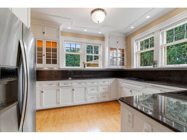 707 W Columbia Street, Chippewa Falls, WI 54729