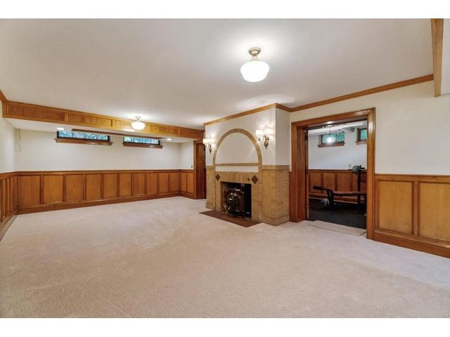 707 W Columbia Street, Chippewa Falls, WI 54729