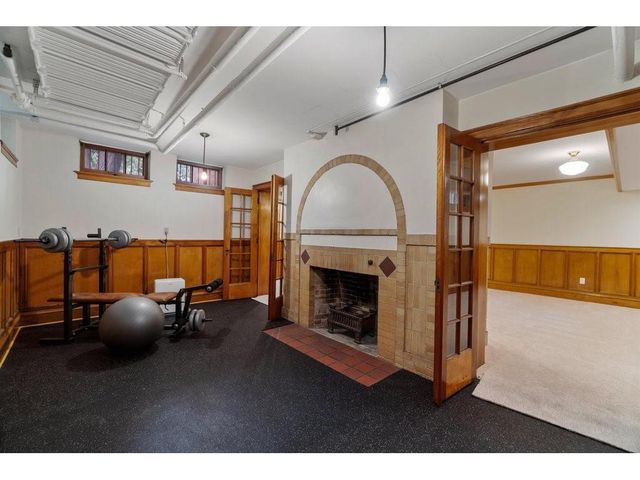 707 W Columbia Street, Chippewa Falls, WI 54729