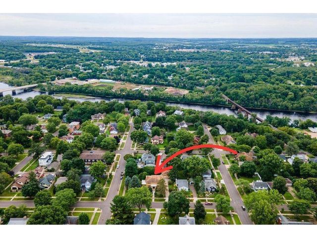 707 W Columbia Street, Chippewa Falls, WI 54729