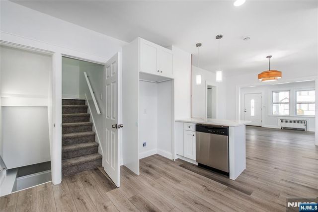 252 Keer Avenue, Newark, NJ 07112