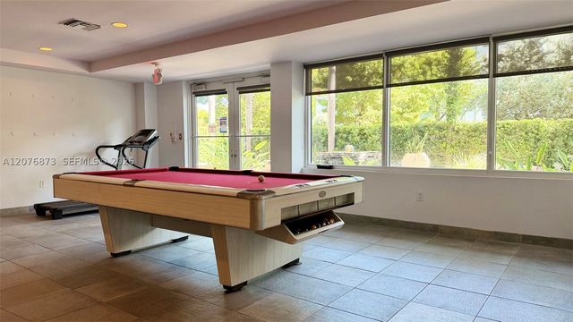 1045 10th St 604, Miami Beach, FL 33139