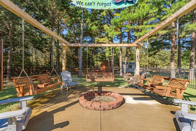 237 County Rd 2321, Mineola, TX 75773