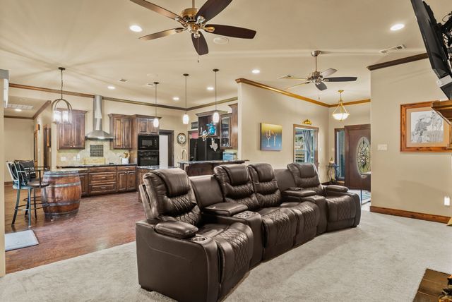 237 County Rd 2321, Mineola, TX 75773