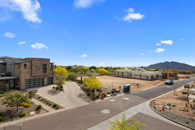 37200 N CAVE CREEK Road 2101, Scottsdale, AZ 85262