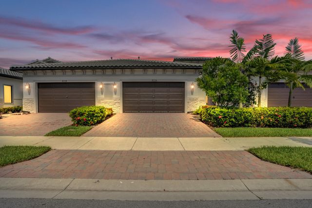 8336 W Blue Spring Drive, Parkland, FL 33067