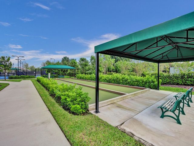 8336 W Blue Spring Drive, Parkland, FL 33067