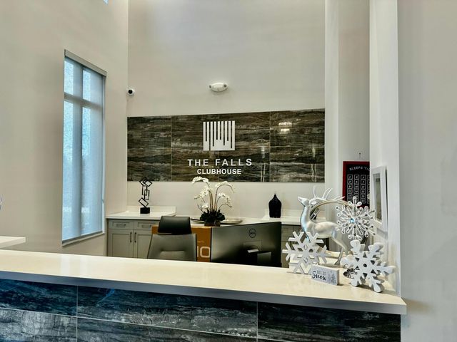 8336 W Blue Spring Drive, Parkland, FL 33067