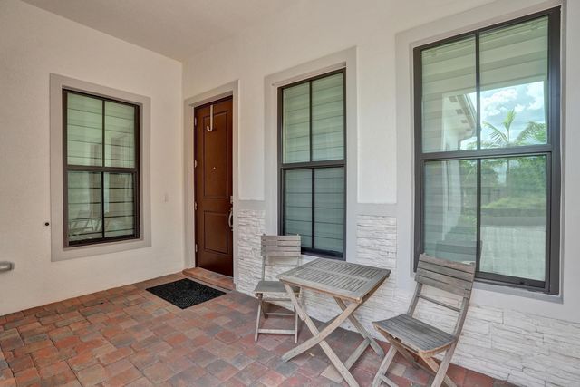 8336 W Blue Spring Drive, Parkland, FL 33067