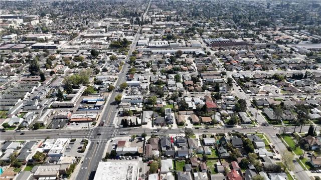 132 S Batavia Street, Orange, CA 92868