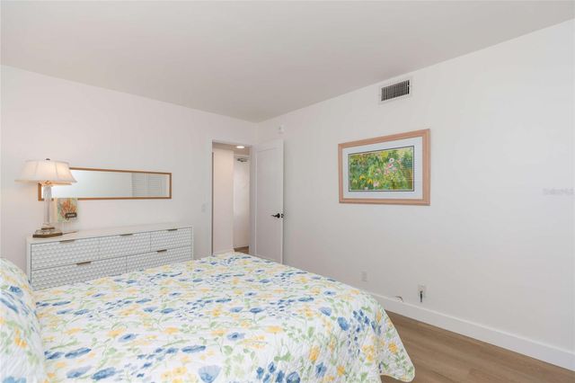 5633 PUERTA DEL SOL BOULEVARD S 204, St Petersburg, FL 33715