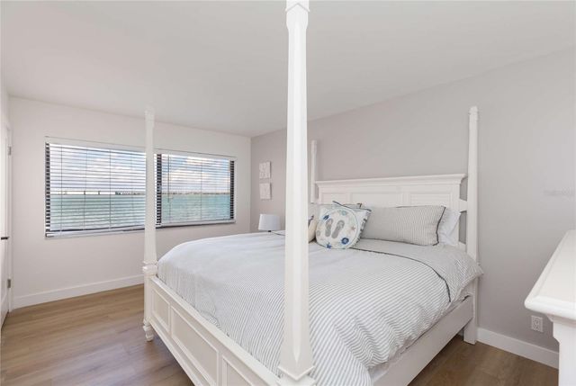 5633 PUERTA DEL SOL BOULEVARD S 204, St Petersburg, FL 33715