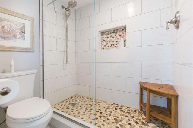 5633 PUERTA DEL SOL BOULEVARD S 204, St Petersburg, FL 33715